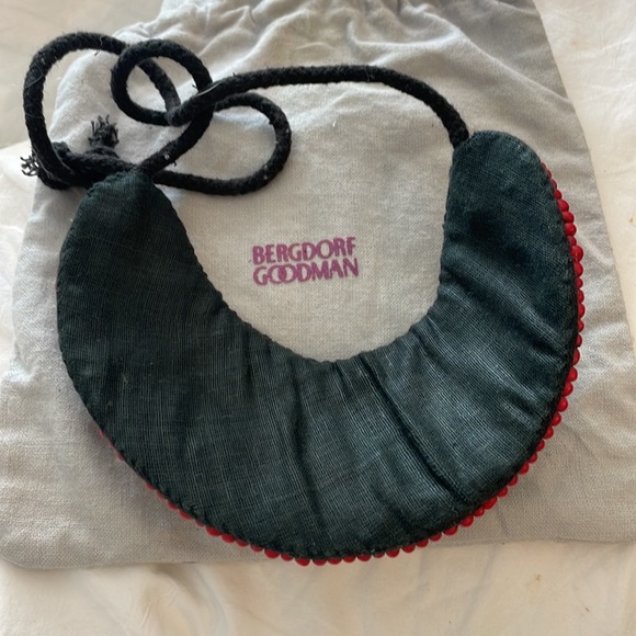 Beaded ASOS She’ll necklace - Picture 2 of 4